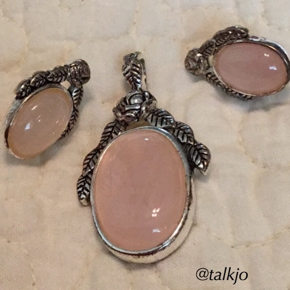 Jewelry - Vintage drop and earrings